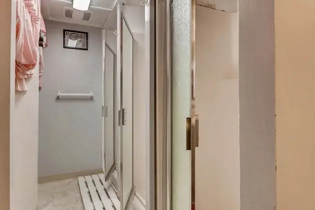 Basic Oda, 1 Çift Kişilik Yatak, Ortak Banyo