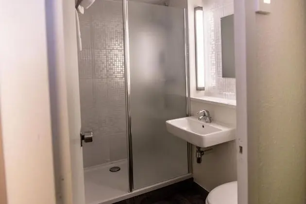 Standard Dört Kişilik Oda