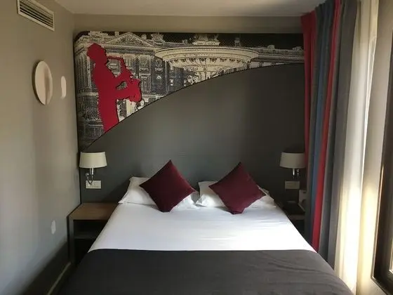 Executive Oda, Teras