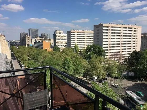 Executive Oda, Teras