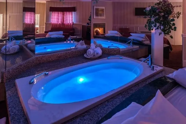 Honeymoon Süit, 1 En Büyük (King) Boy Yatak, Sıcak Su Küveti
