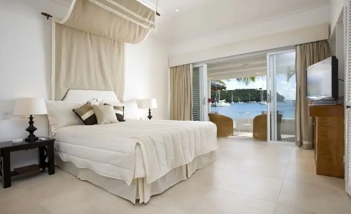 Oda, Denize Sıfır (Cabana)