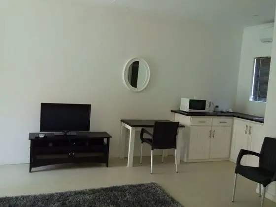 Luxury Tek Büyük Yataklı Oda