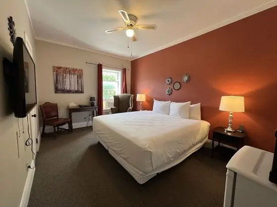 Standard Oda (No View, No Balcony)