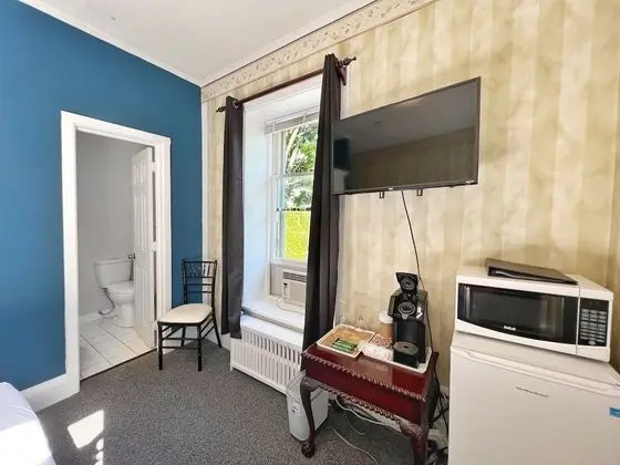 Standard Oda (No View, No Balcony)
