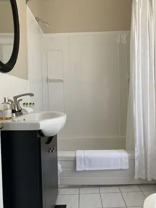 Standard Oda (No View, No Balcony)