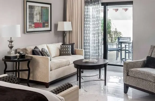 Süit, Veranda, Havuz Manzaralı