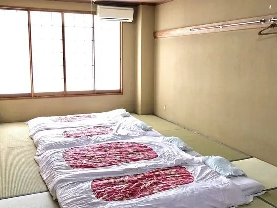 Traditional Dört Kişilik Oda, Ortak Banyo (Japanese Style)