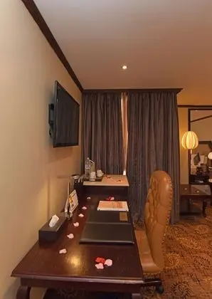 Executive King Room