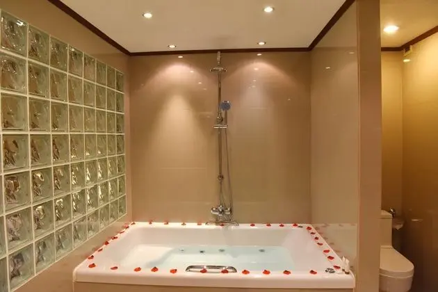 Executive King Room