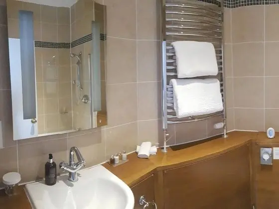 Superior Tek Büyük Yataklı Oda, Banyolu/Duşlu