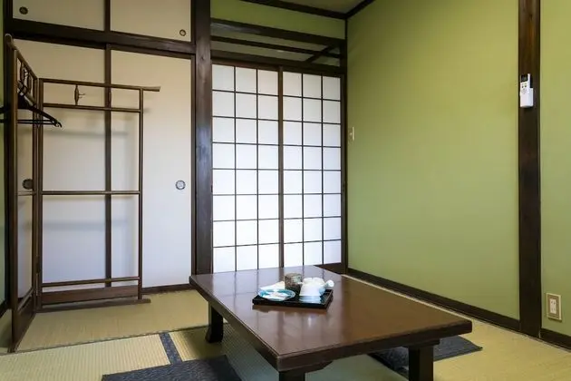 Traditional Oda, Sigara İçilebilir (Standard Japanese Style)