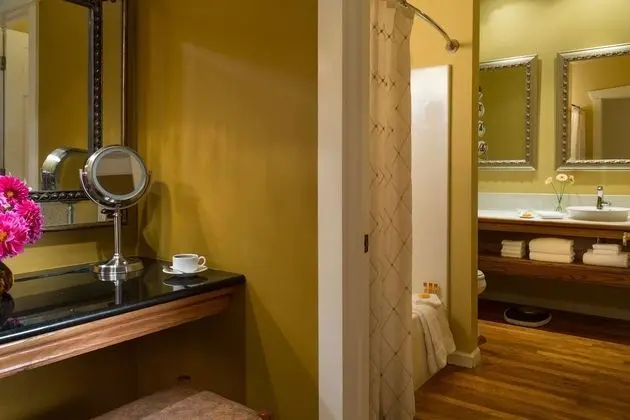 Parlor Suite