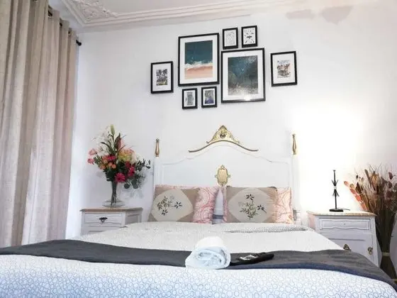 Family Oda, Ortak Banyo, Şehir Manzaralı