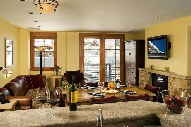 Superior Oda, 1 Büyük (Queen) Boy Yatak, Dağ Manzaralı (One Bedroom Condominium)