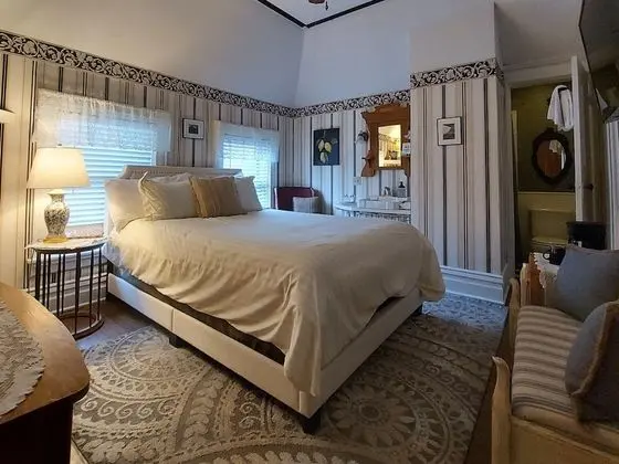 Standard Oda, 1 Büyük (Queen) Boy Yatak