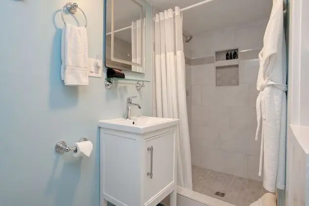 Luxury Oda, 1 En Büyük (King) Boy Yatak, Özel Banyo