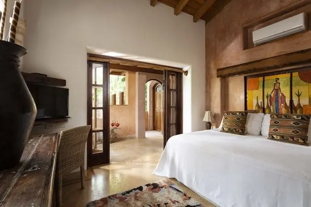 Terrace Suite, 2nd level, non ocean view