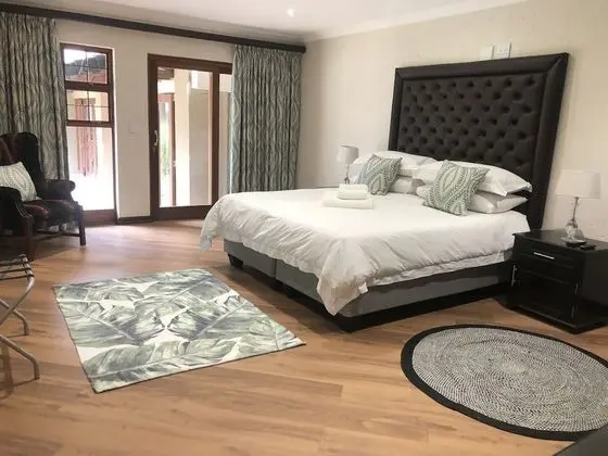 Luxury Tek Büyük Yataklı Oda, Bahçe Manzaralı