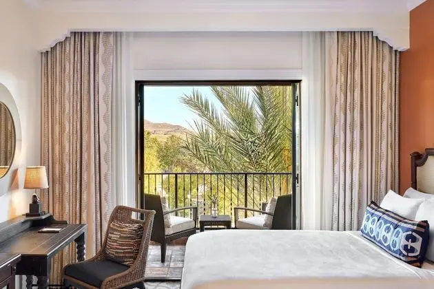 Oda, 1 En Büyük (King) Boy Yatak, Sigara İçilmez, Balkon