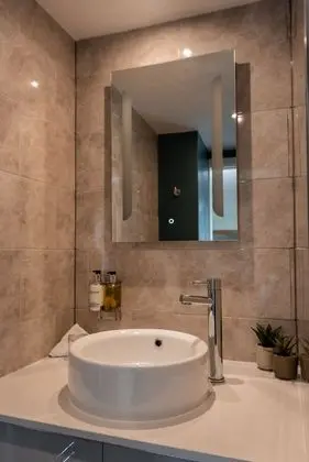 Petite Double Room