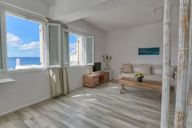 Deluxe Üç Kişilik Oda, Balkon, Deniz Manzaralı