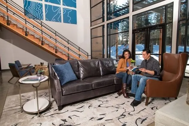 Oda, 1 En Büyük (King) Boy Yatak, Golf Manzaralı