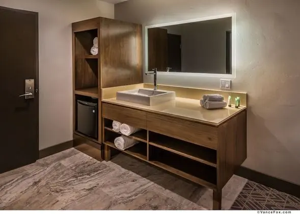 Oda, 1 En Büyük (King) Boy Yatak, Manzaralı (Forest)