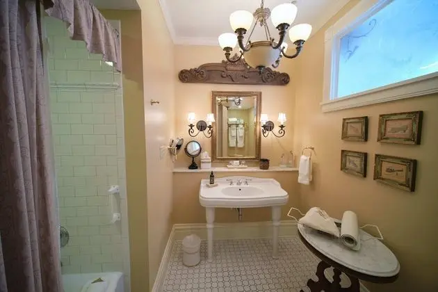 Luxury Tek Kişilik Oda, Banyolu/Duşlu (Cortland Suite)
