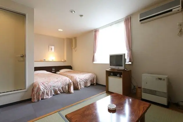 Deluxe Oda (Japanese Western Room with Tatami)