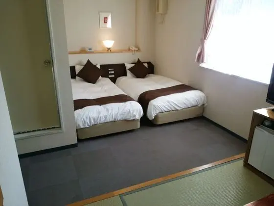 Deluxe Oda (Japanese Western Room with Tatami)