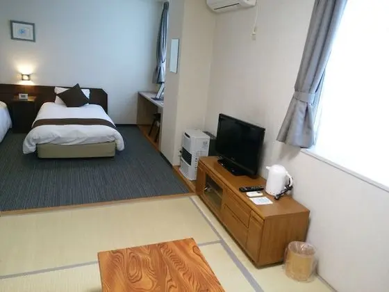 Deluxe Oda (Japanese Western Room with Tatami)