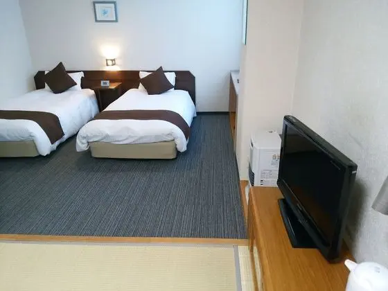 Deluxe Oda (Japanese Western Room with Tatami)