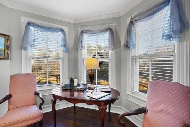 Oda, 1 Büyük (Queen) Boy Yatak