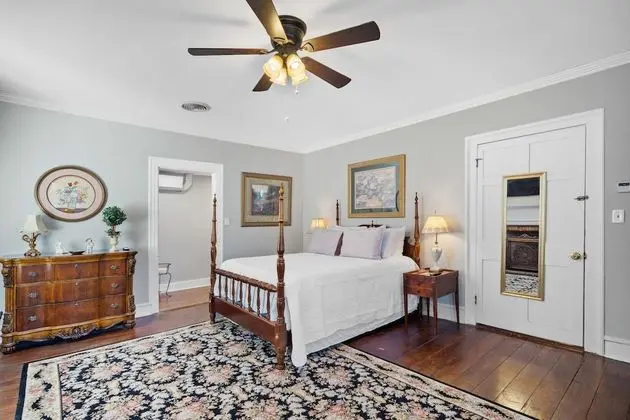 Oda, 1 Büyük (Queen) Boy Yatak