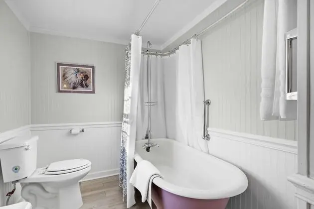 Oda, 1 Büyük (Queen) Boy Yatak