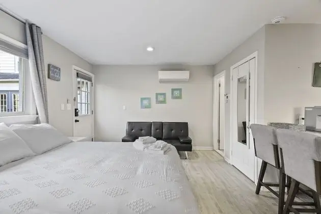 Family Tek Büyük Yataklı Oda, Banyolu/Duşlu, Bahçe Manzaralı (Cottage A)