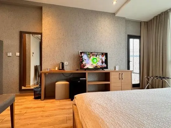 Standart Oda, Şehir Manzaralı, Balkonlu