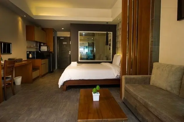 Grand Deluxe Double Room