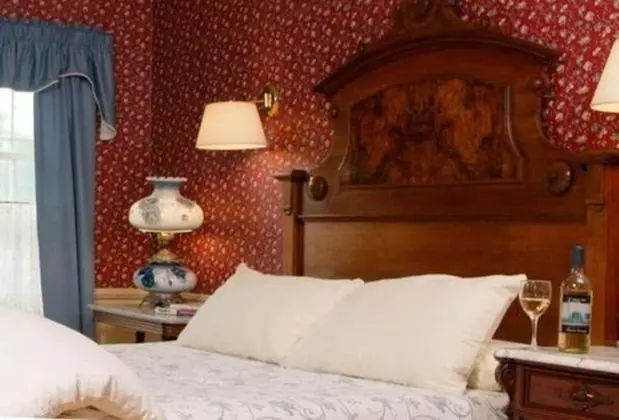 Oda (Palmer Room)