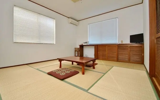 Traditional Oda, Ortak Banyo (Japanese Style, Tatami)