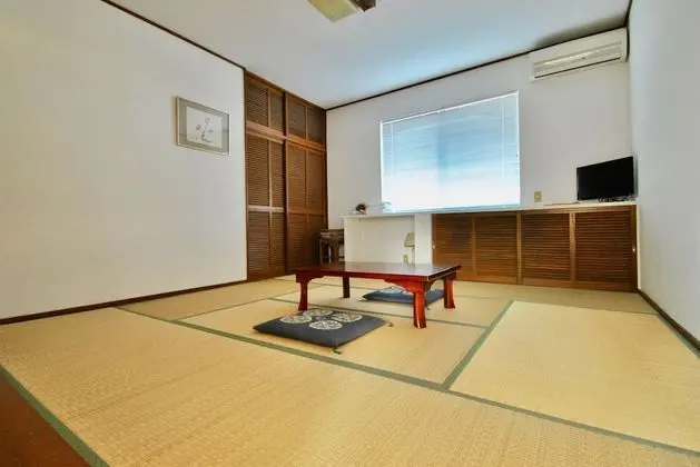 Traditional Oda, Ortak Banyo (Japanese Style, Tatami)