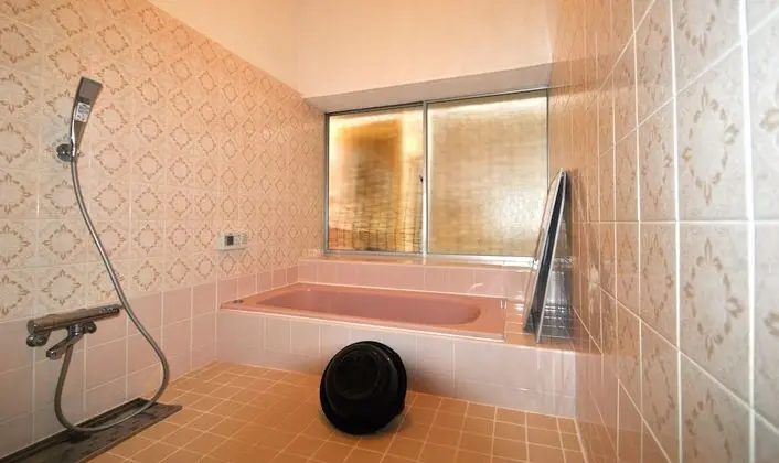 Traditional Oda, Ortak Banyo (Japanese Style, Tatami)