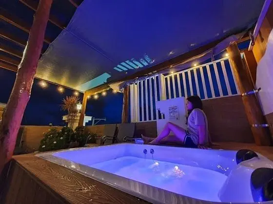 Standard Dört Kişilik Oda, Balkon/Veranda
