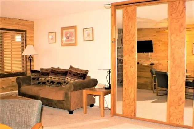 Stüdyo (Unit)