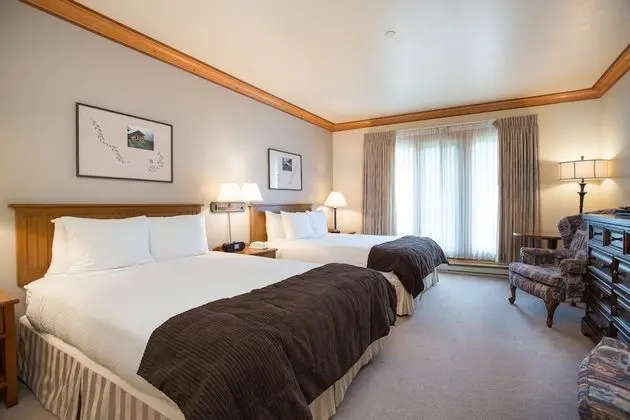 Double Queen, Slope View