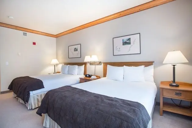 Double Queen, Slope View