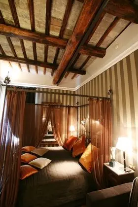 Executive Tek Büyük Yataklı Oda