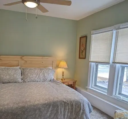 Wood Suite