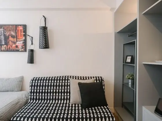 Comfort Tek Büyük Yataklı Oda (5-7)